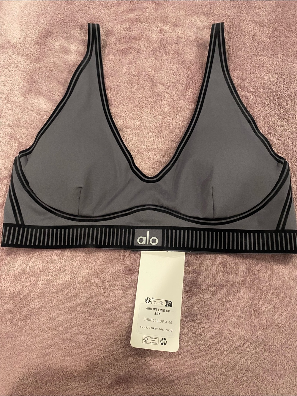 ALO Yoga Gray Airlift Line up Sports bra and Leggings set - Picture 3 of 6